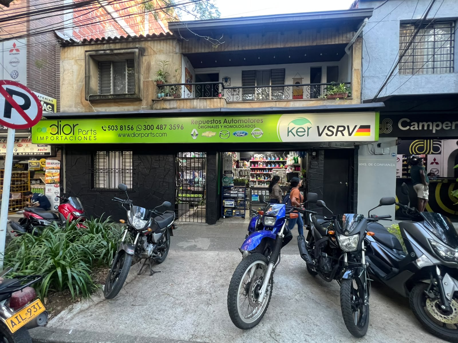 Fachada de Boutique — Bodega Grupo Dior S.A.S.